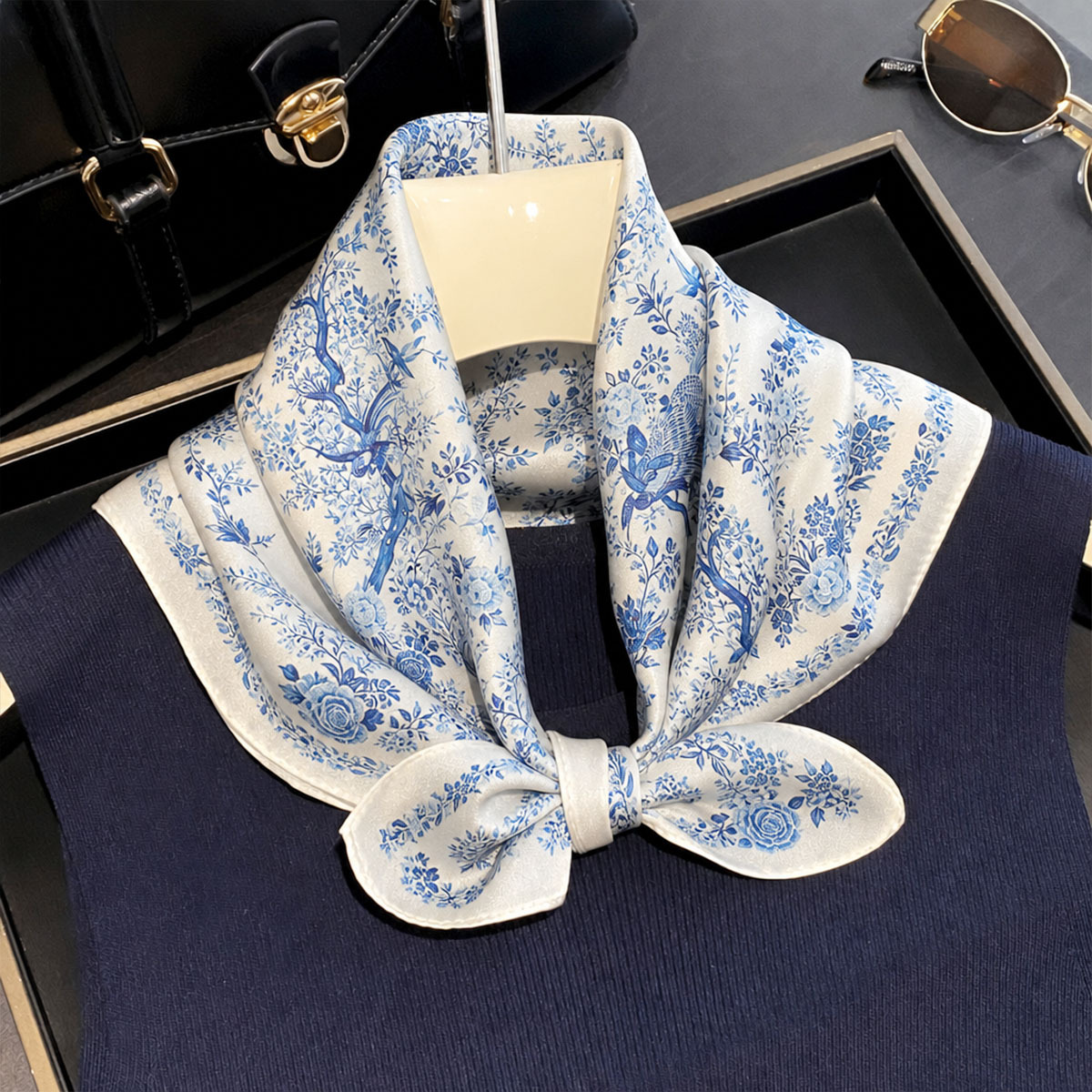 Pañuelo de seda 100% auténtica - Silk Scarf Square reseña y precio